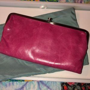 Vintage Hobo Lauren wallet in pink.